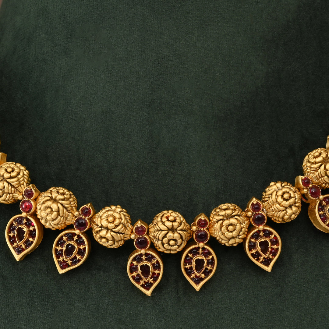 Temple Necklace Set