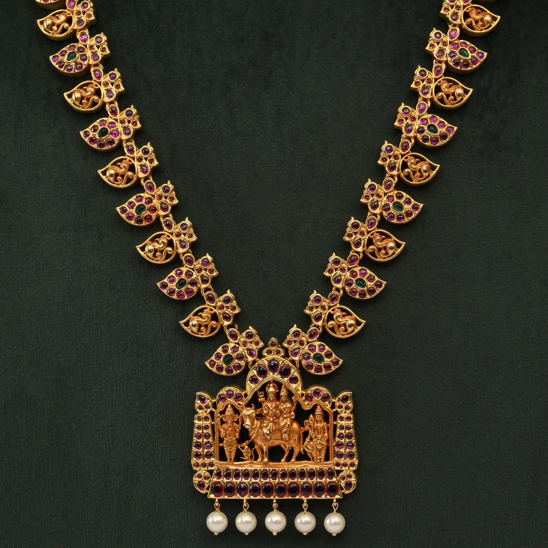 Temple Necklace Set