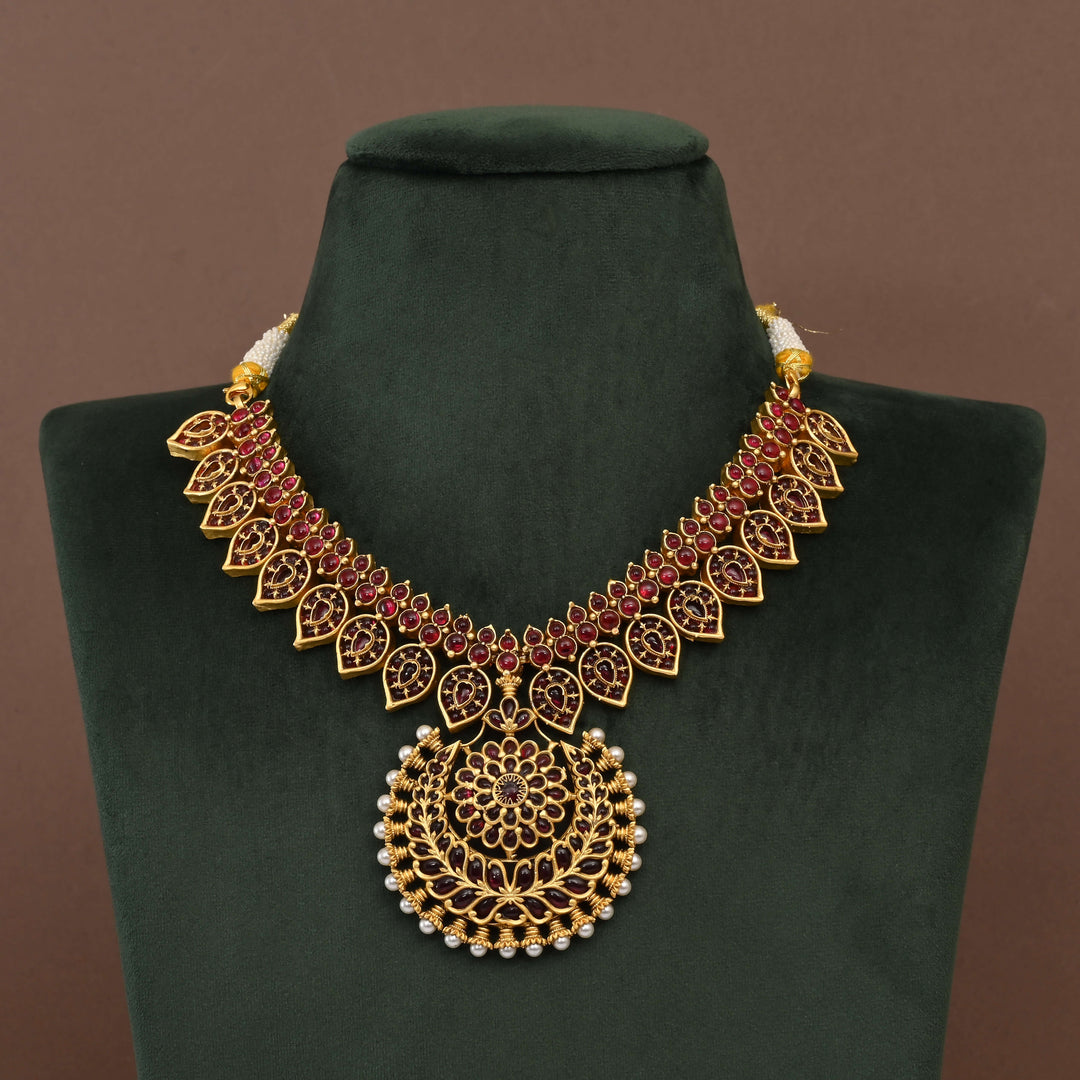 Temple Necklace Set