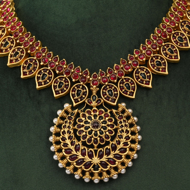 Temple Necklace Set