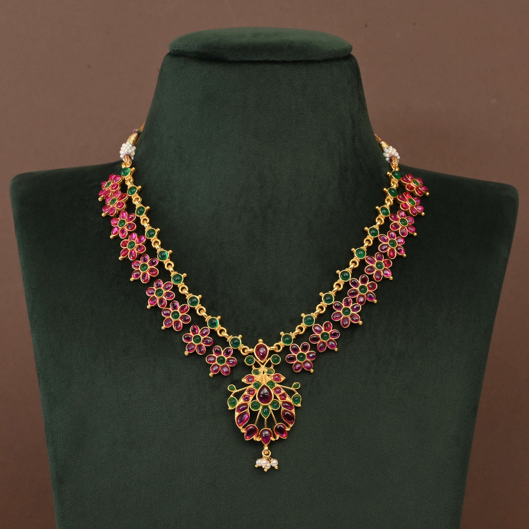Temple Necklace Set