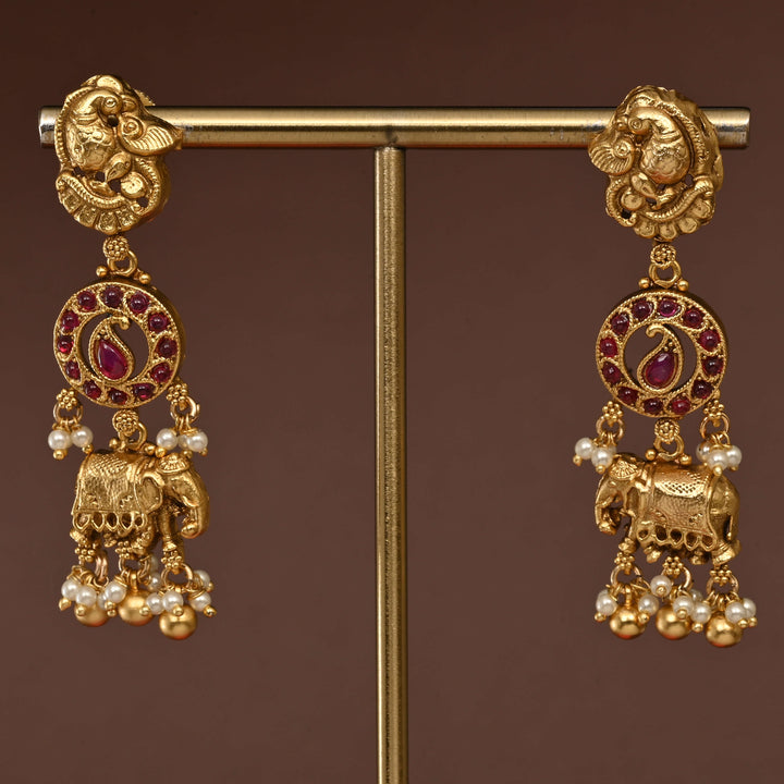 Temple Choker Set
