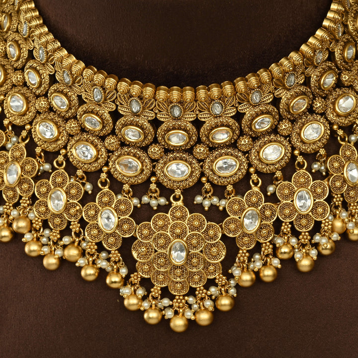 Temple Choker Set
