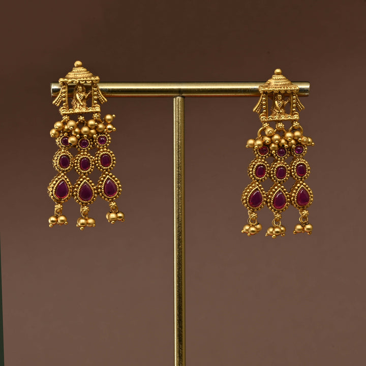 Temple Choker Set