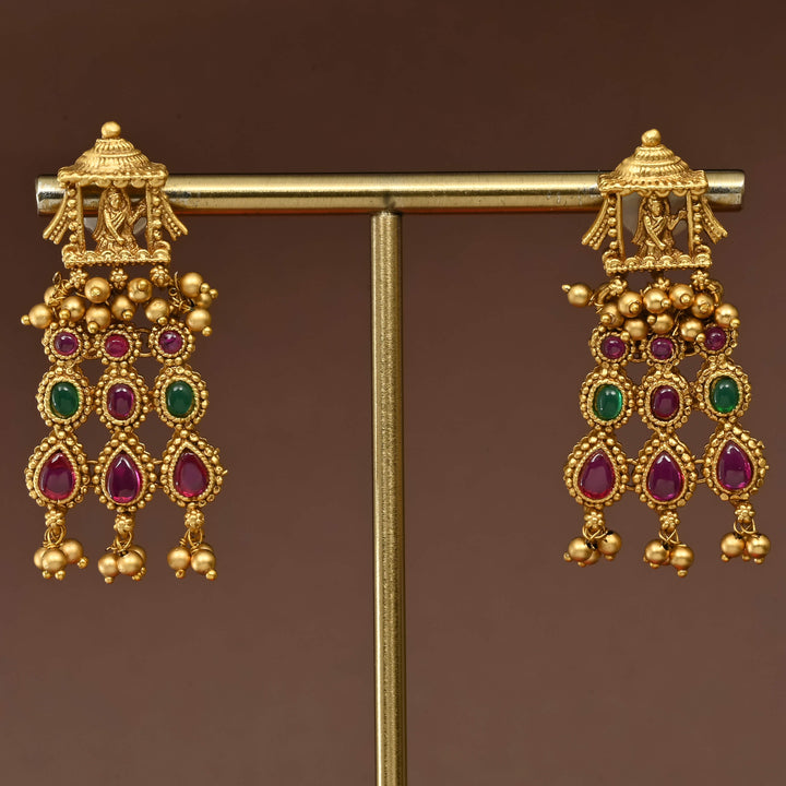 Temple Choker Set
