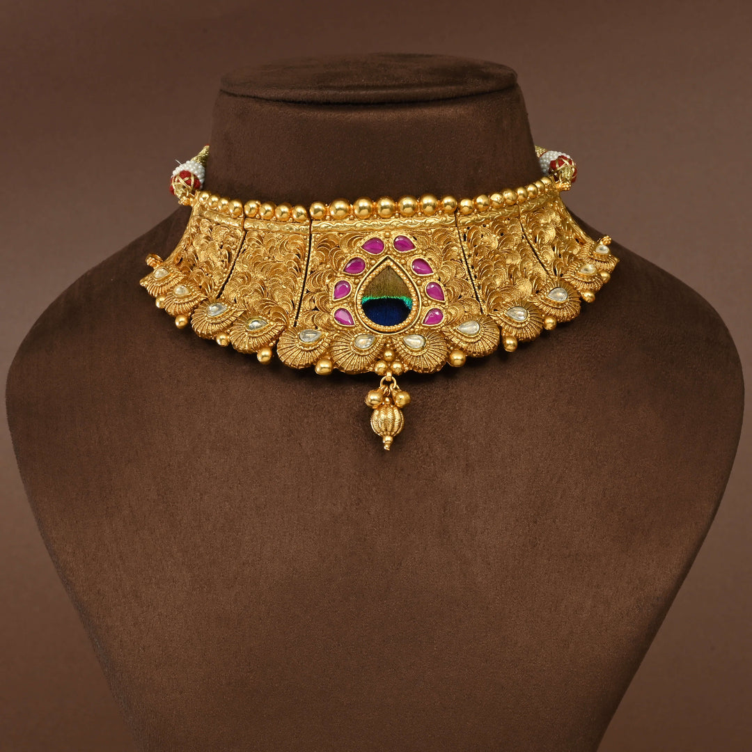 Temple Choker Set