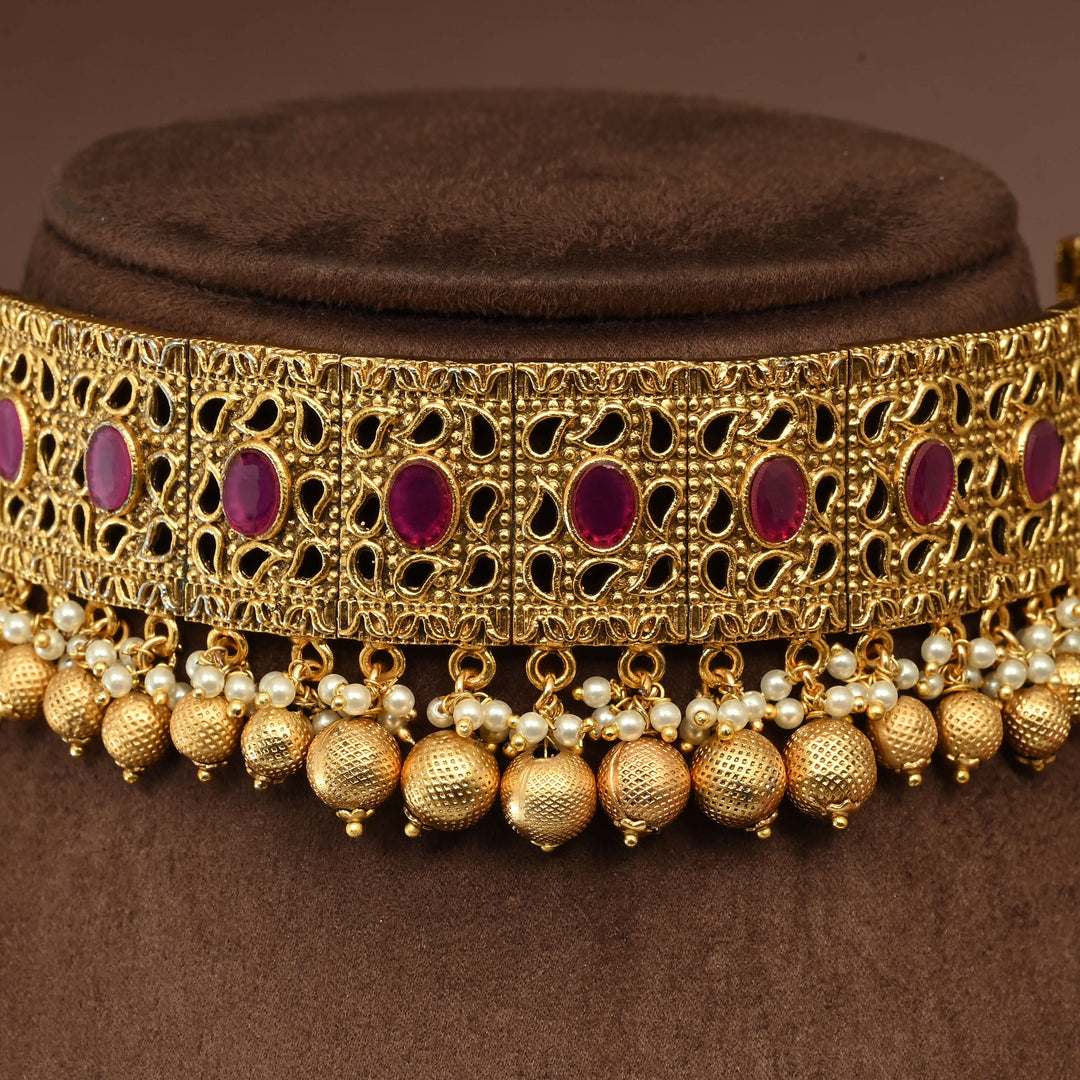 Temple Choker Set