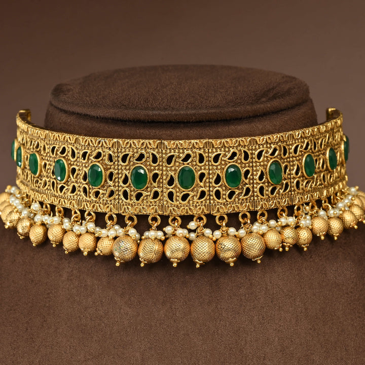 Temple Choker Set