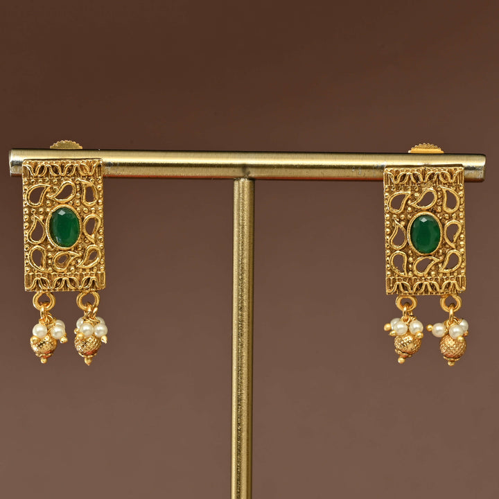 Temple Choker Set