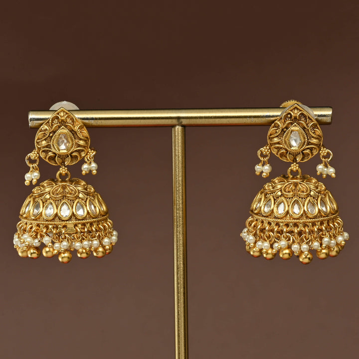 Temple Choker Set