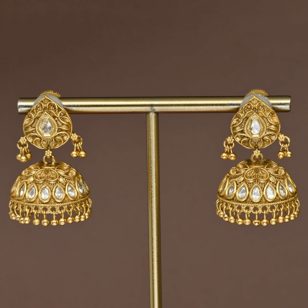Temple Choker Set