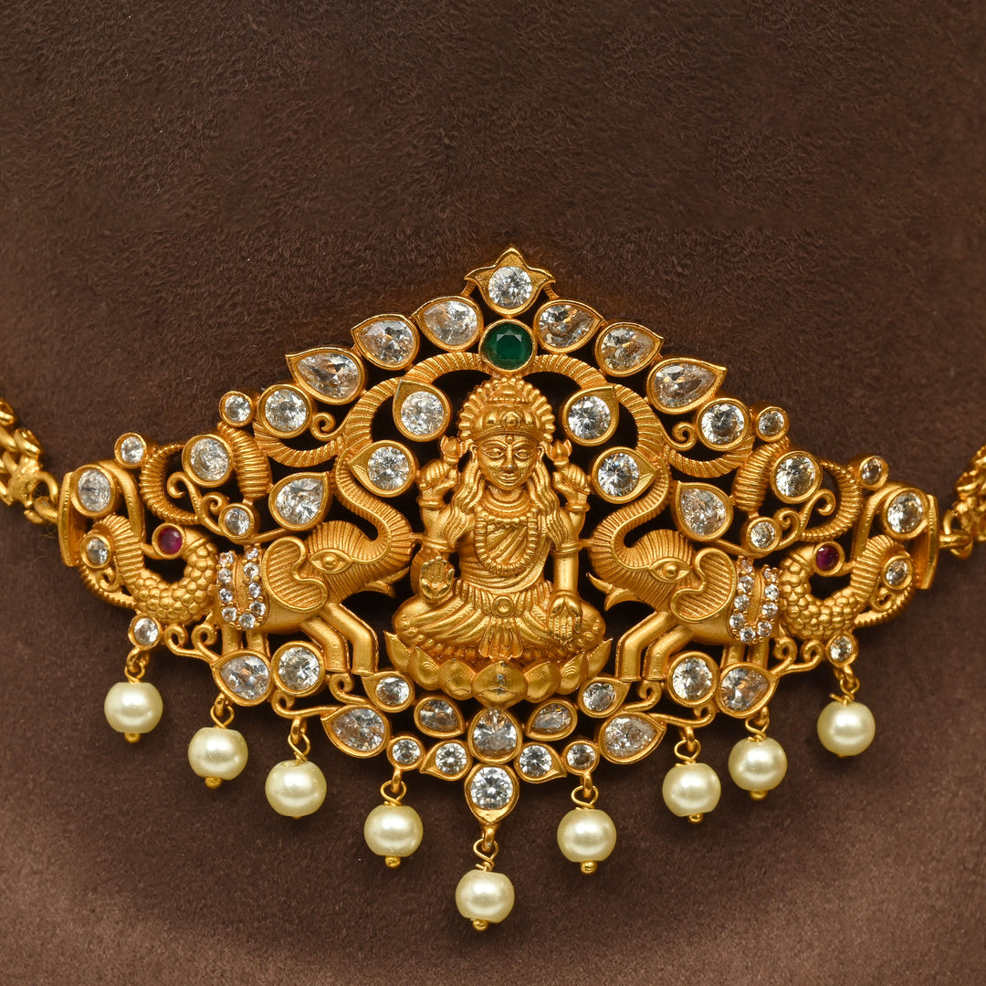 Temple Choker Set