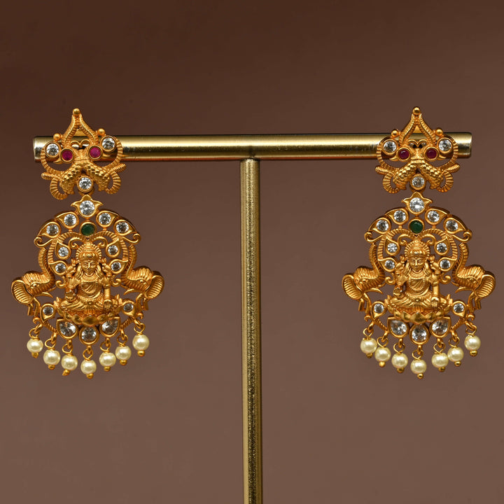 Temple Choker Set