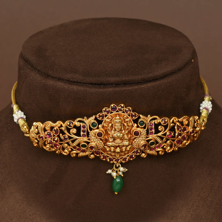 Temple Choker Set