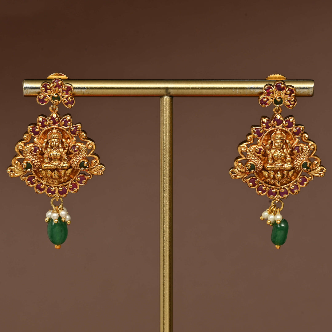 Temple Choker Set
