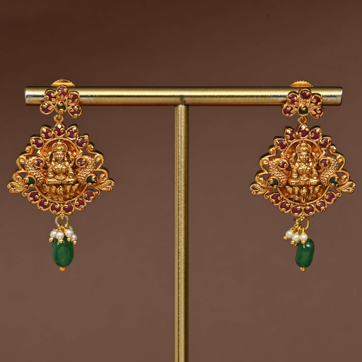 Temple Choker Set