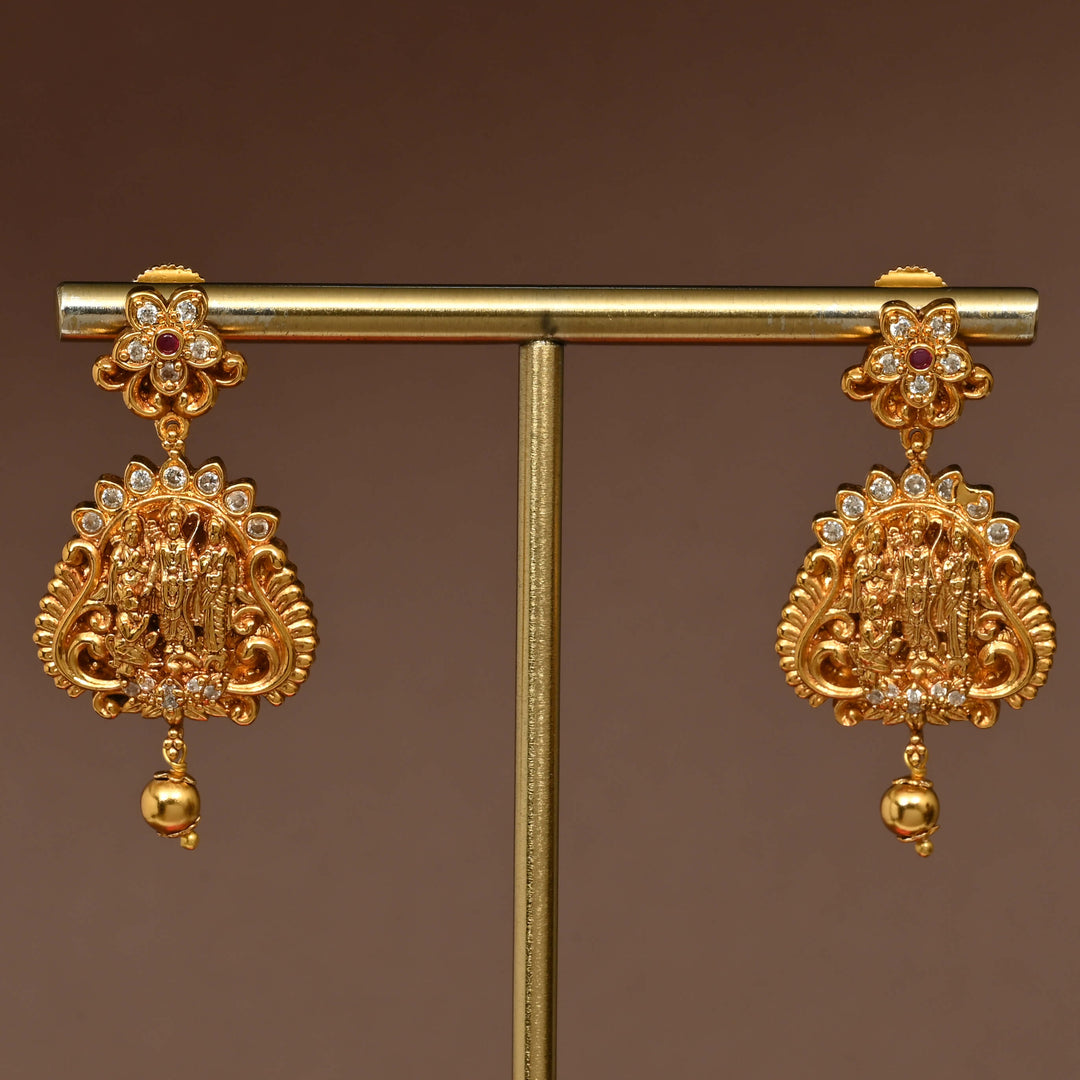 Temple Choker Set