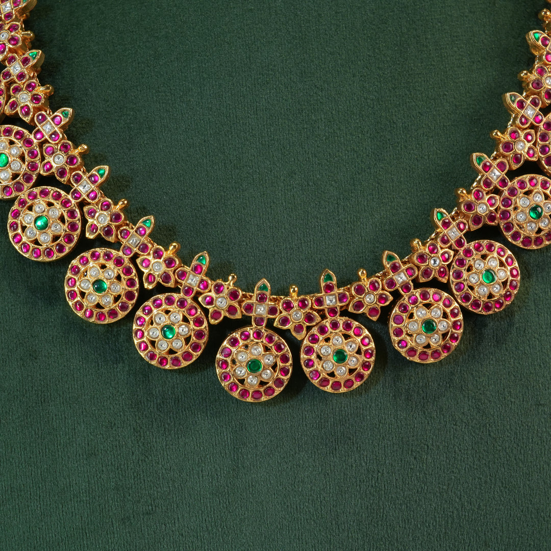 Kundan Bottu Mala
