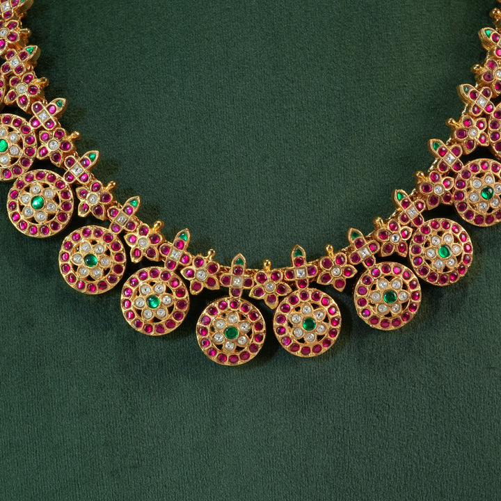 Kundan Bottu Mala