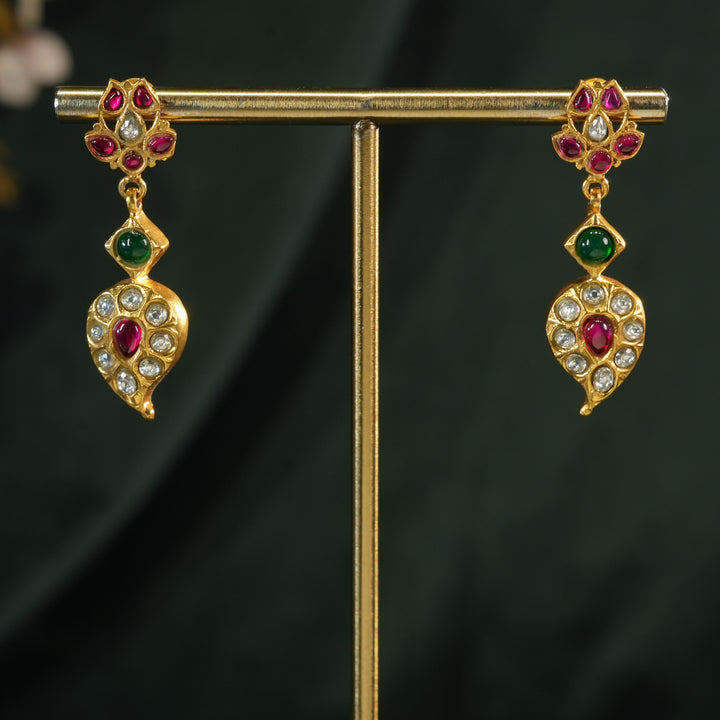 Kundan Necklace Set