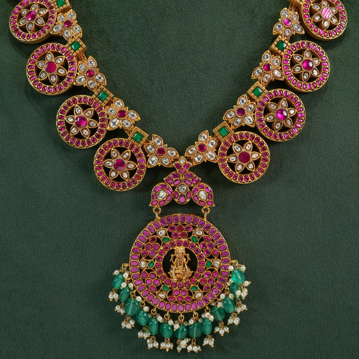 Kundan Bottu Mala