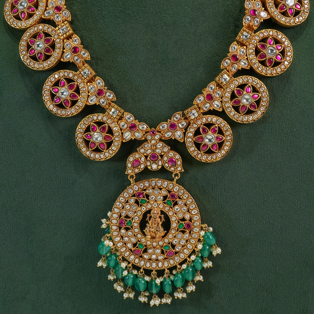 Kundan Bottu Mala