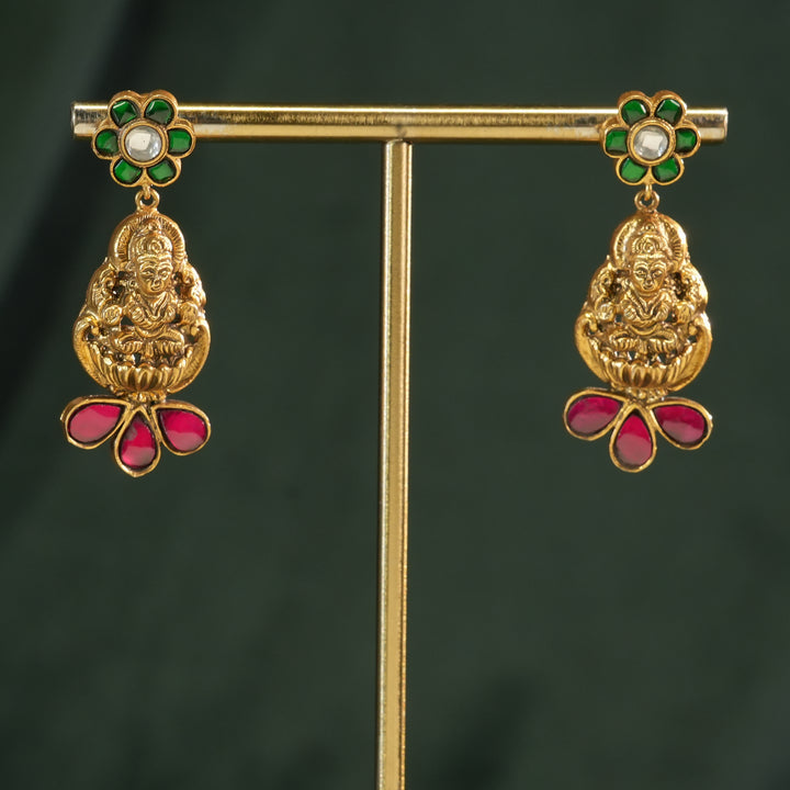 Kundan Necklace Set