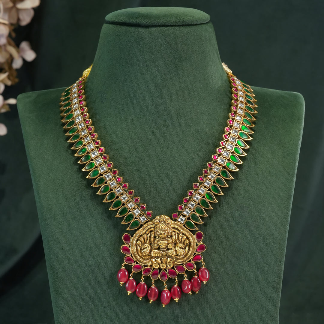 Kundan Necklace Set