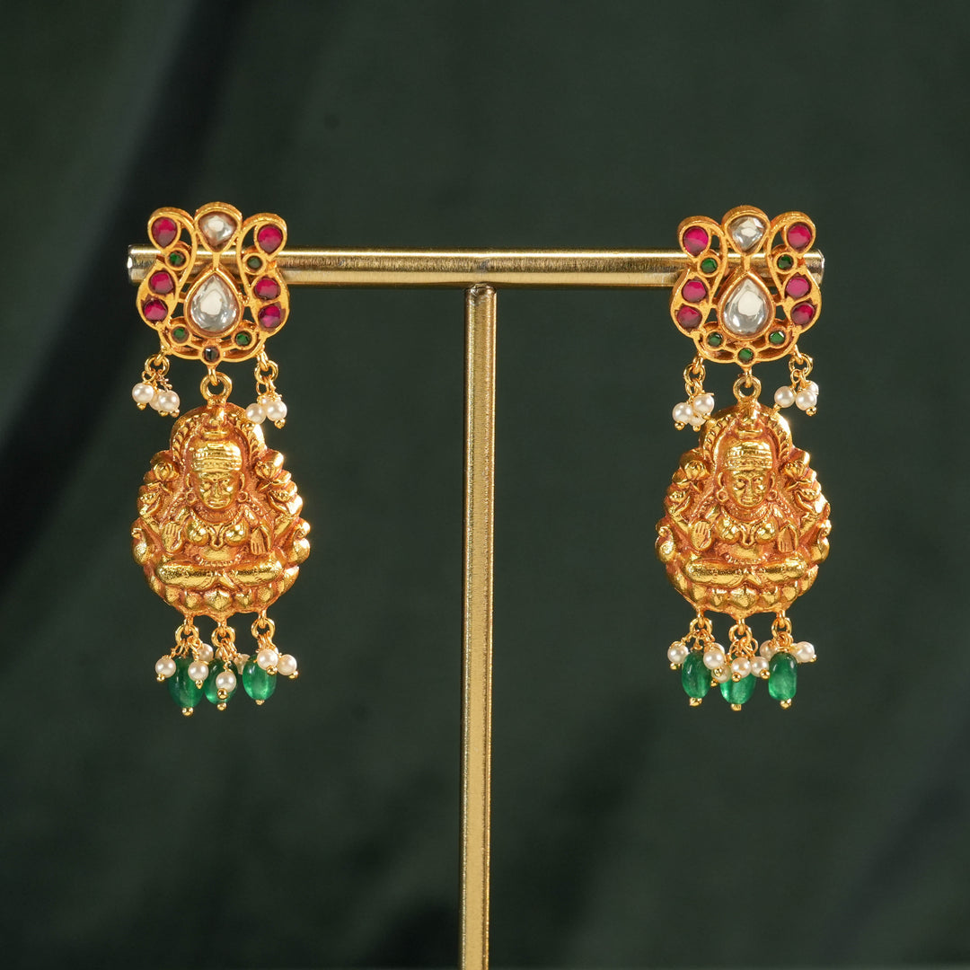 Kundan Necklace Set