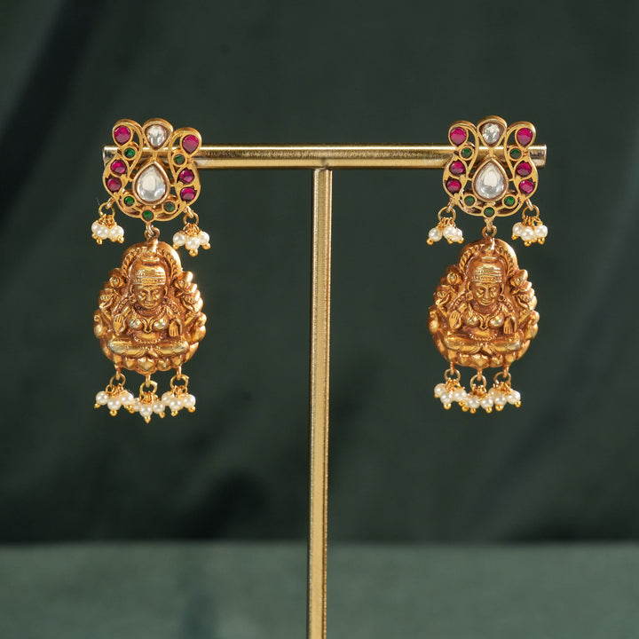 Kundan Necklace Set