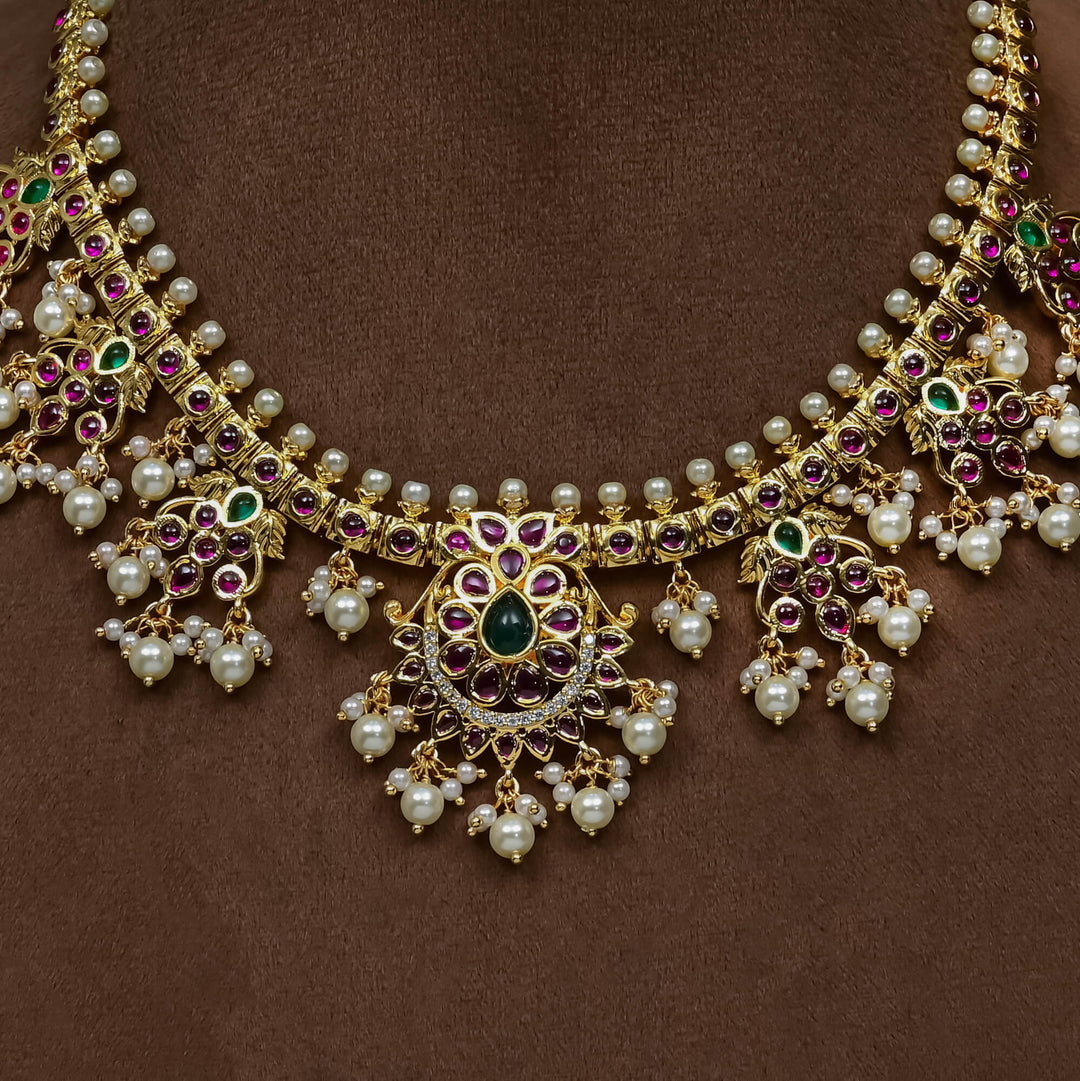 Guttapusal Necklace Set