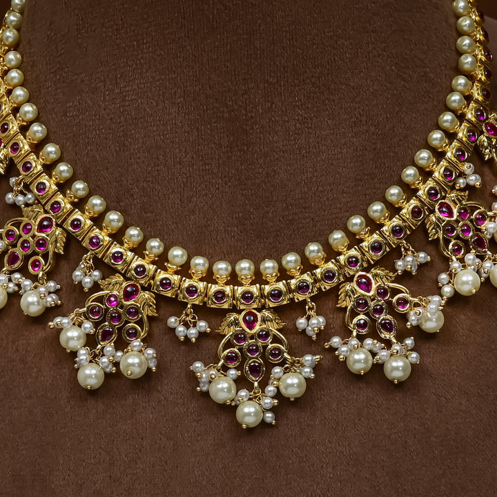 Guttapusal Necklace Set