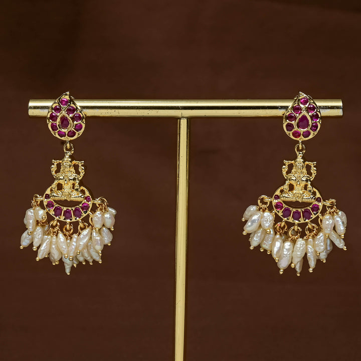 Guttapusal Necklace Set