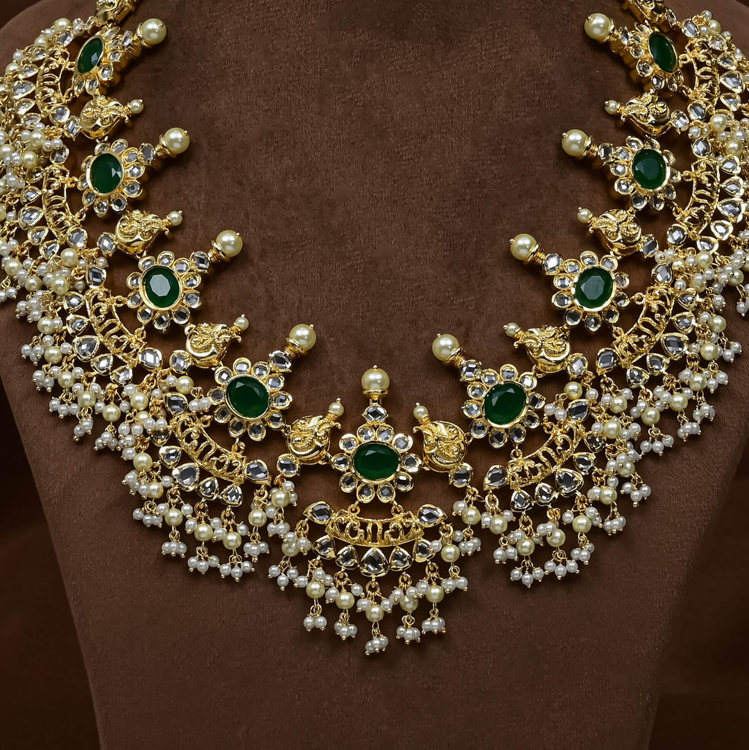 Guttapusal Necklace Set
