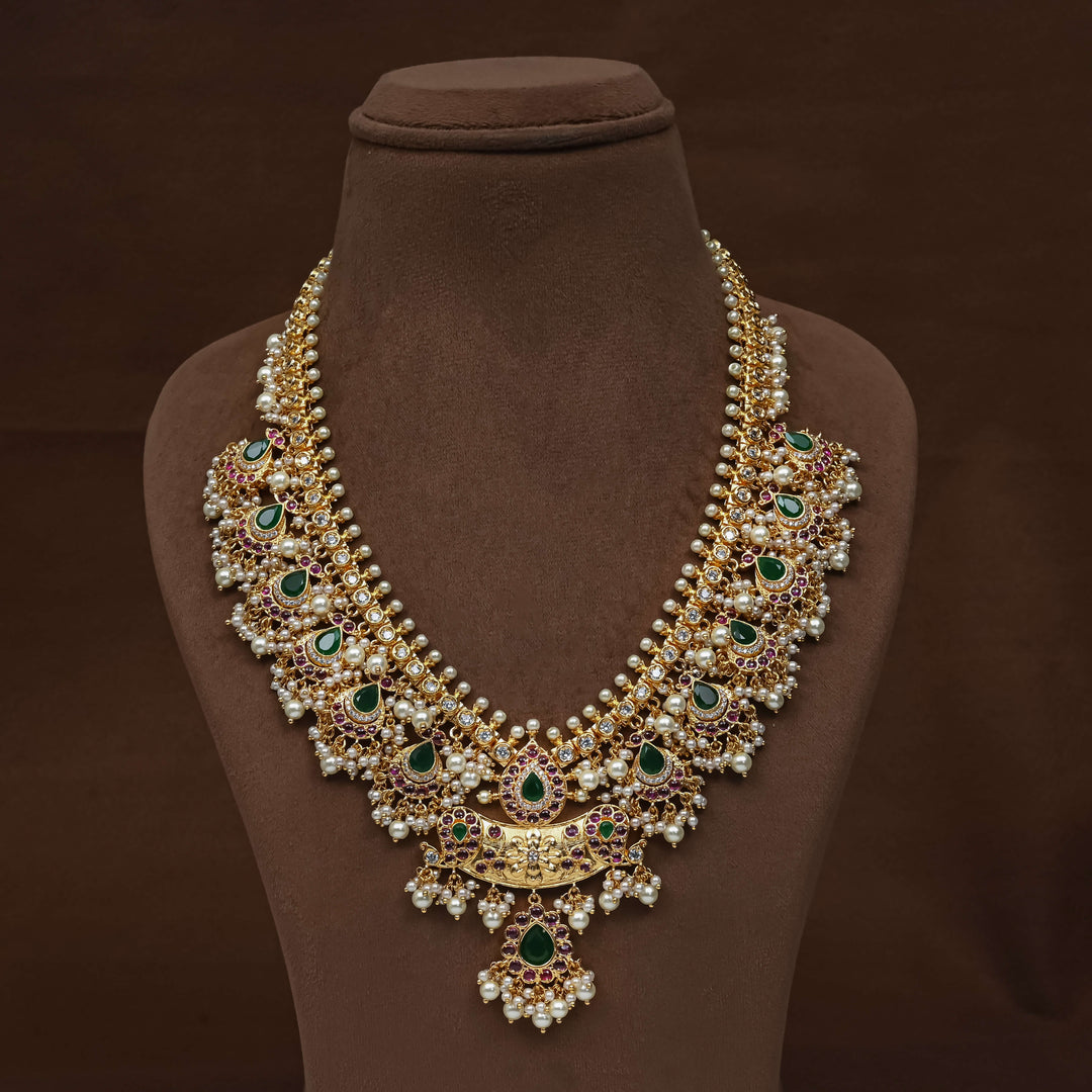 Guttapusal Necklace Set