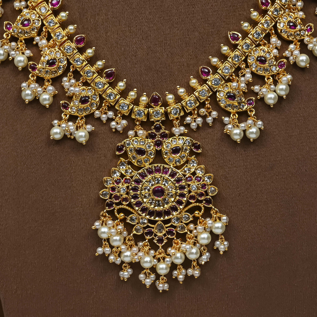 Guttapusal Necklace Set