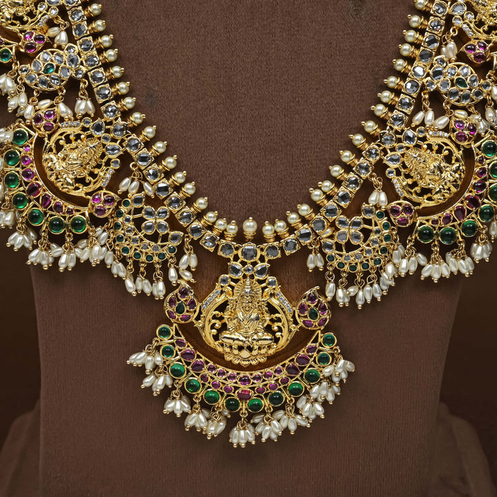 Guttapusal Necklace Set