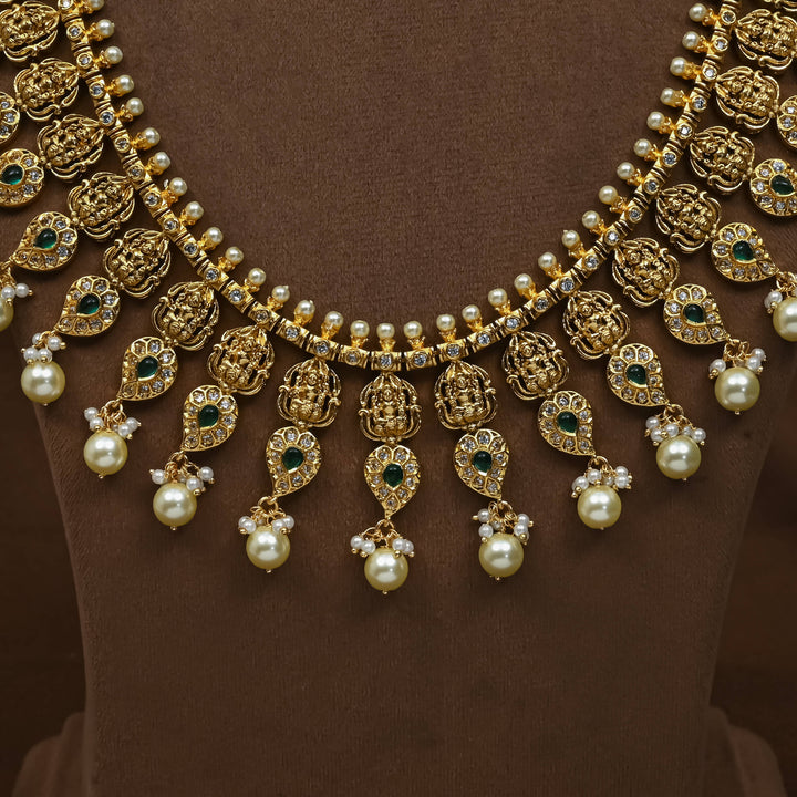 Guttapusal Necklace Set