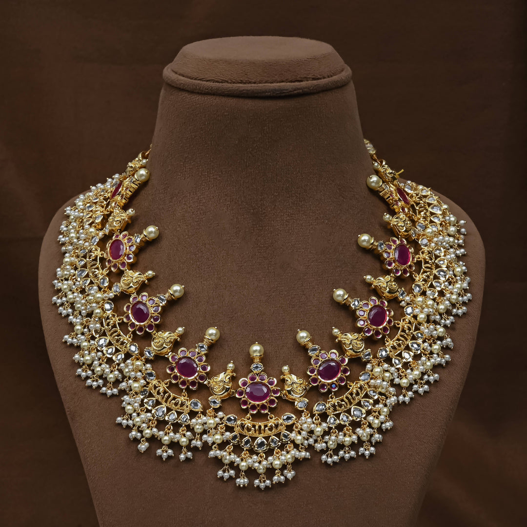 Guttapusal Necklace Set