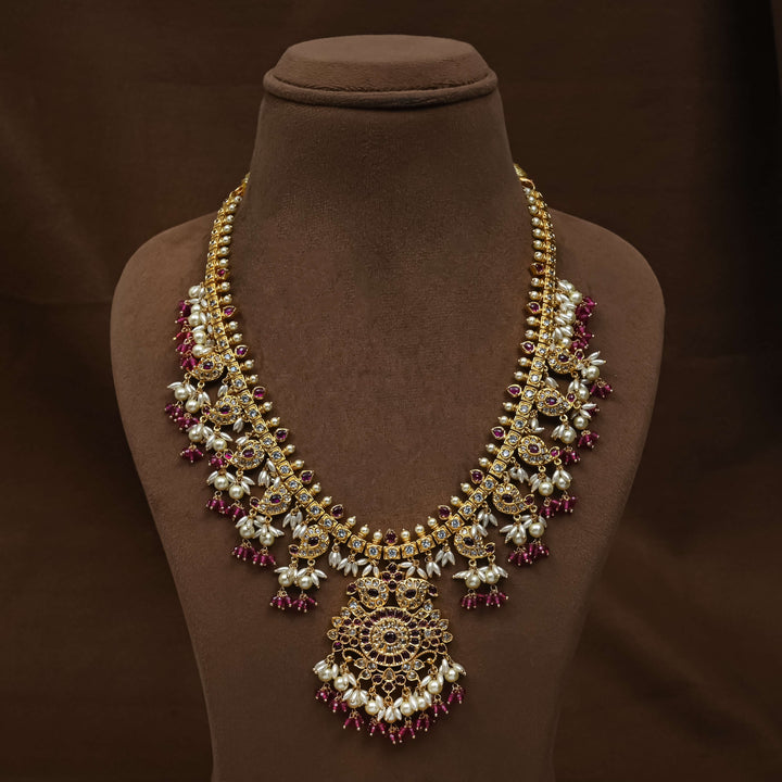 Guttapusal Necklace Set