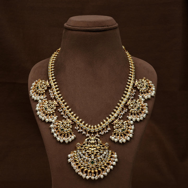Guttapusal Necklace Set