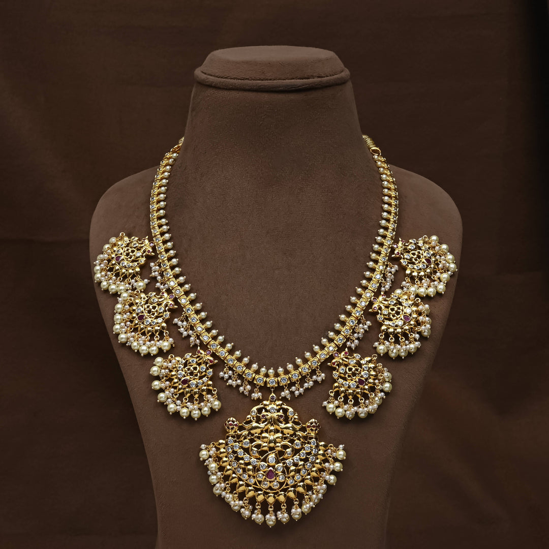 Guttapusal Necklace Set