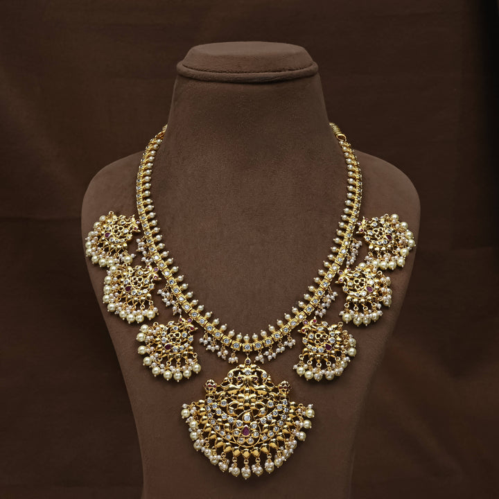 Guttapusal Necklace Set