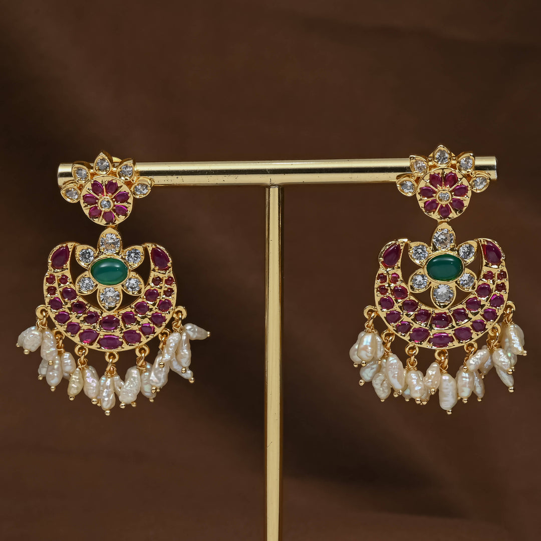 Guttapusal Necklace Set
