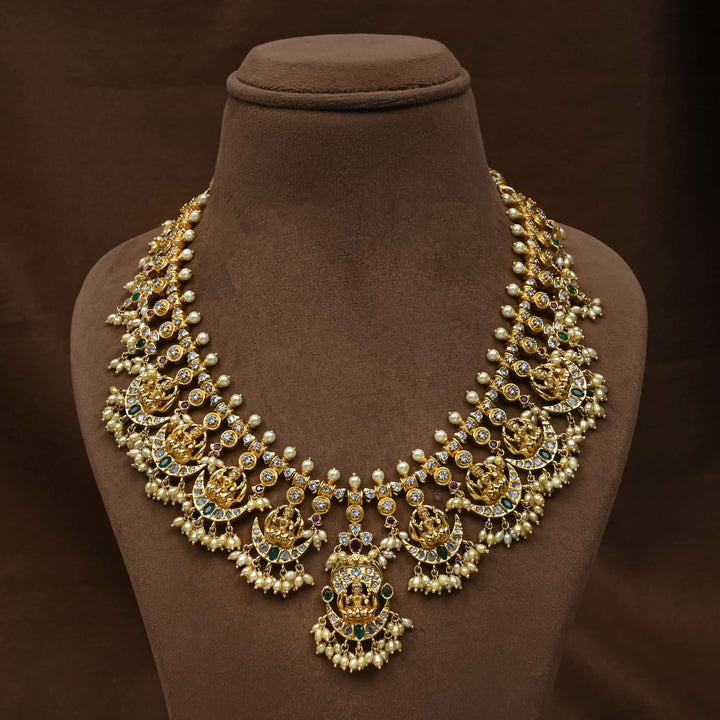 Guttapusal Necklace Set