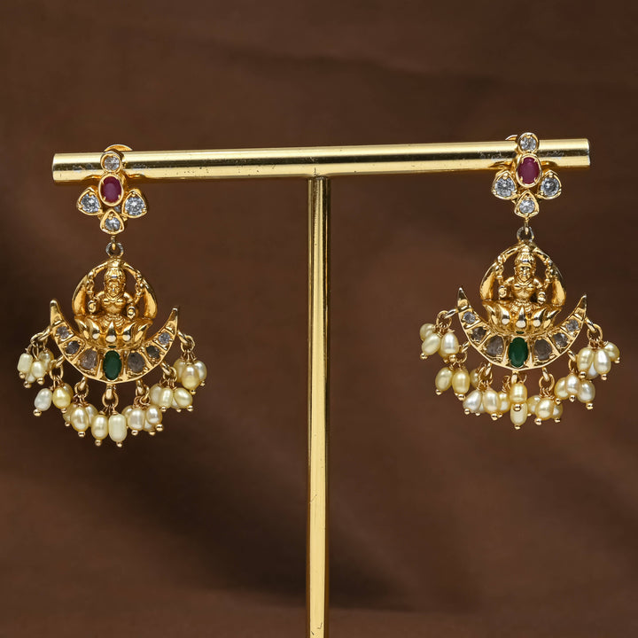 Guttapusal Necklace Set