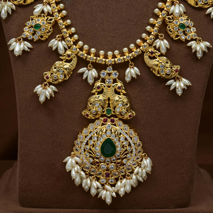 Guttapusal Necklace Set