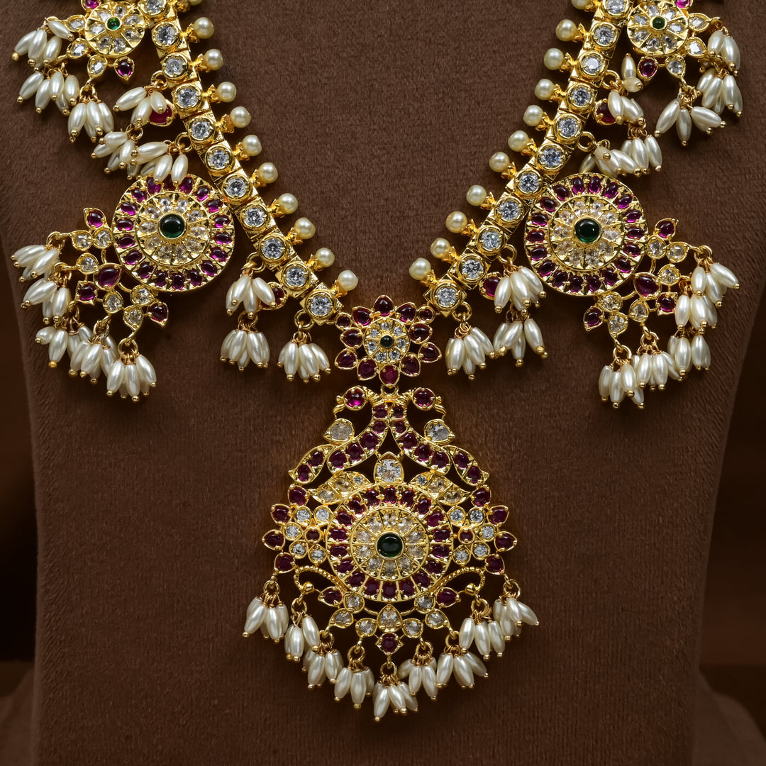 Guttapusal Necklace Set