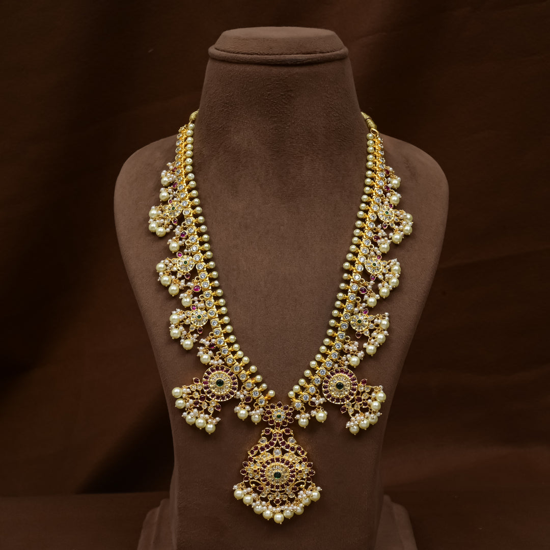 Guttapusal Necklace Set