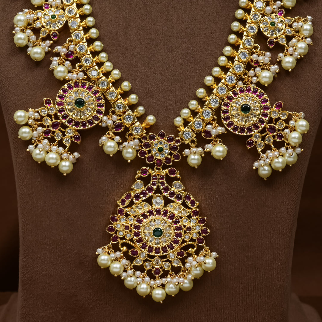 Guttapusal Necklace Set